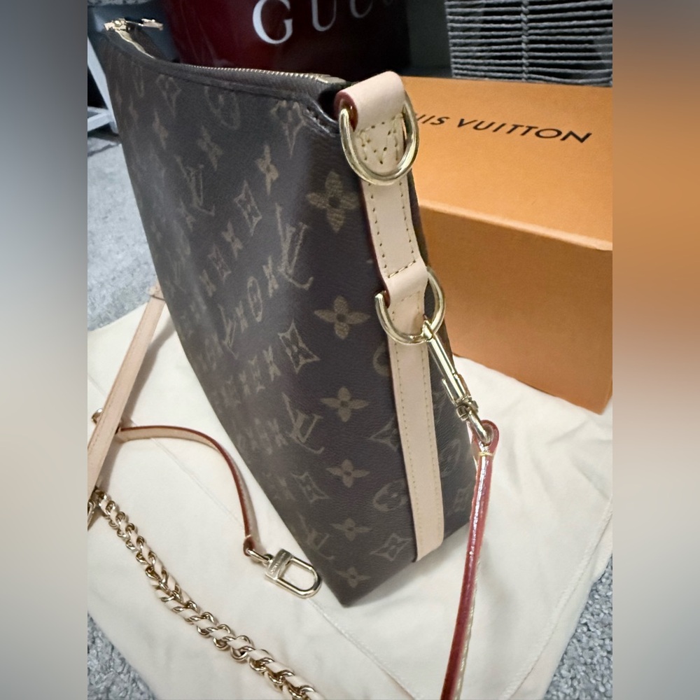 Louis Vuitton Multipass - Picture 5 of 13